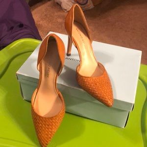 Women Antonio Melani Tan heels worn a few times